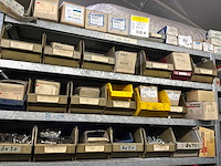 Various warehouse inventory - afbeelding 206 van  226