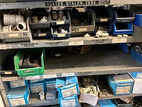 Various warehouse inventory - afbeelding 218 van  226