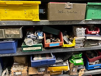Various warehouse inventory - afbeelding 226 van  226