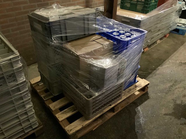 Various wineglasses - afbeelding 1 van  8