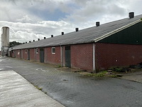 Varkensstal buitenzijde 105 x 28 meter - afbeelding 14 van  20