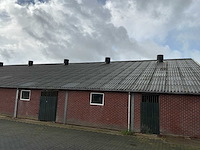 Varkensstal buitenzijde 105 x 28 meter - afbeelding 18 van  19
