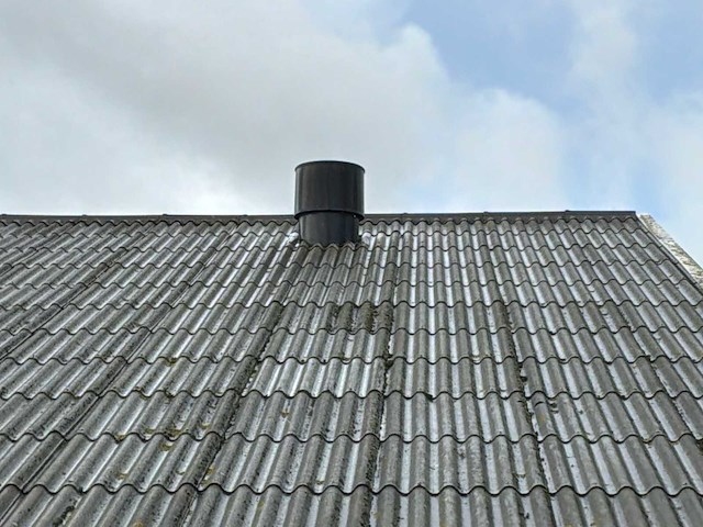 Varkensstal buitenzijde 105 x 28 meter - afbeelding 19 van  19