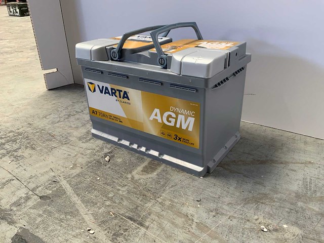 Varta - dymamic agm - 12v 70ah - accu - afbeelding 4 van  6