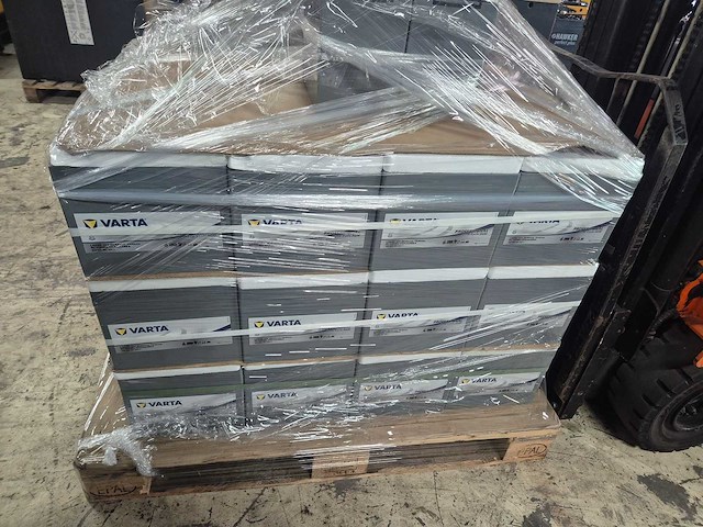 Varta 12 volt lad85 agm deep cycle accu (10x) - afbeelding 4 van  4