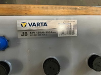 Varta 12v 125 ah 950 a accu (2x) - afbeelding 3 van  4