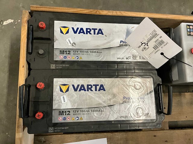 Varta 12v 180ah 1400a accu (2x) - afbeelding 1 van  4
