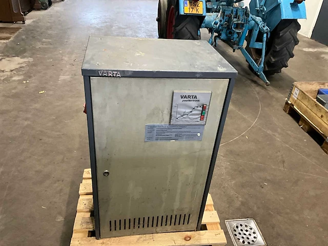 Varta poehlertronic acculader - afbeelding 2 van  6