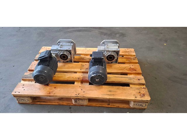 Varvel - frn32/v1 35mm - overige procesapparatuur en machines (2x) - afbeelding 1 van  9