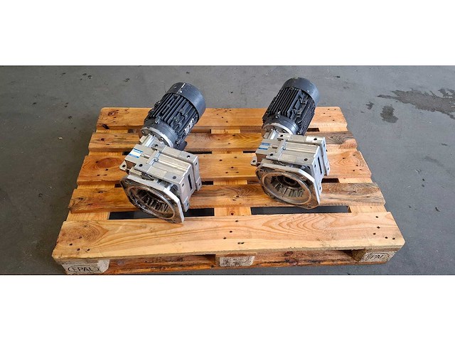 Varvel - frn32/v1 35mm - overige procesapparatuur en machines (2x) - afbeelding 7 van  9