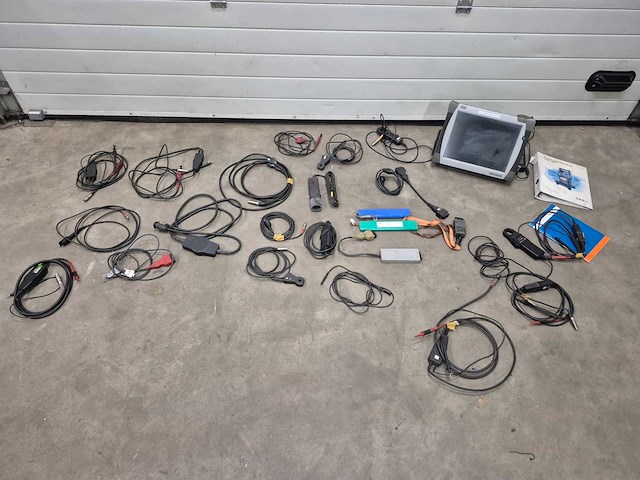 Vas - 5051b - diagnose apparaat / uitlees apparatuur - afbeelding 1 van  3