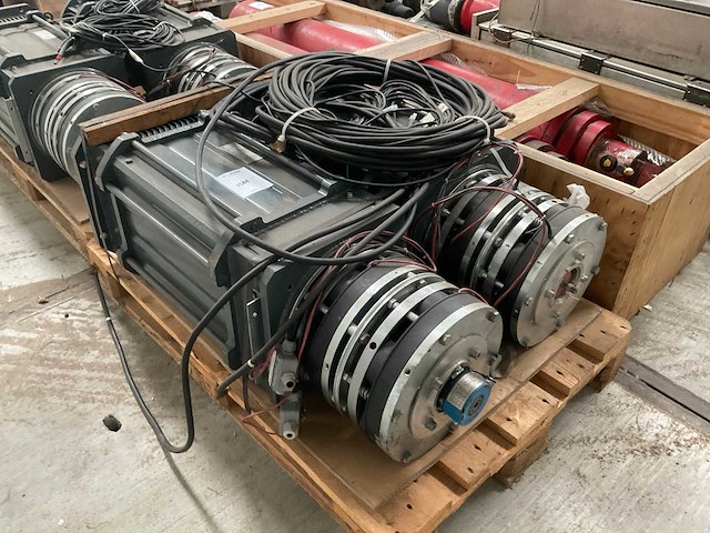 Vascat mac-qi 160 p elektromotor (2x) - afbeelding 1 van  5
