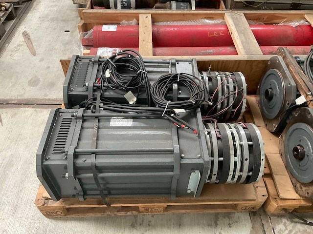 Vascat mac-qi 160 p elektromotor (2x) - afbeelding 5 van  7