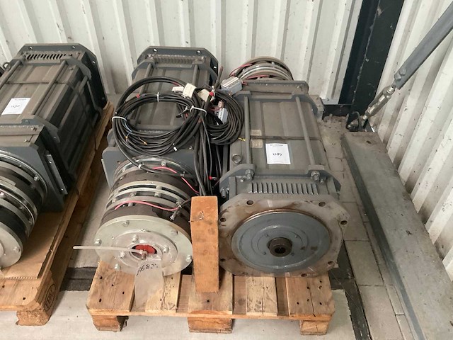Vascat mac-qi 160 p elektromotor (2x) - afbeelding 2 van  6