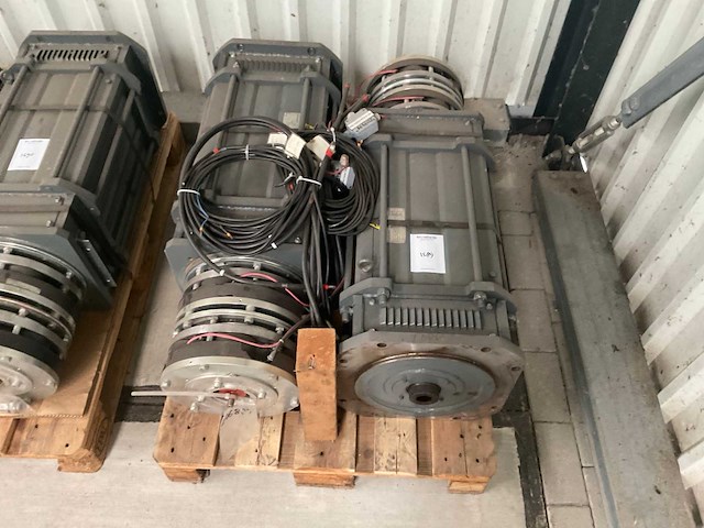 Vascat mac-qi 160 p elektromotor (2x) - afbeelding 3 van  6