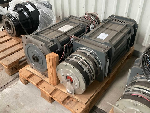 Vascat mac-qi 160 p elektromotor (2x) - afbeelding 1 van  4