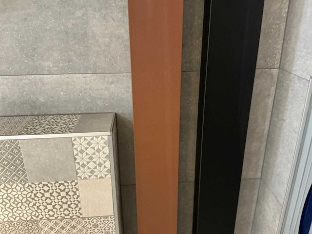 Vasco - beams - designradiator 15 x 180 cm - afbeelding 4 van  7