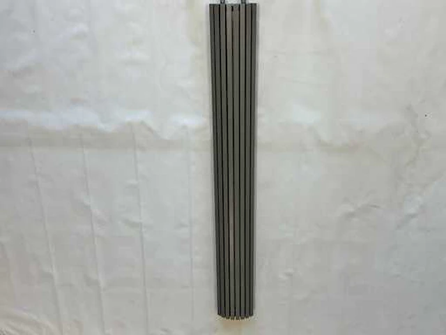 Vasco - carre halfrond - designradiator (2000x230 mm) - afbeelding 1 van  4