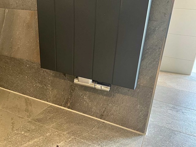 Vasco - comfort collection - designradiator 50 x 180 cm - afbeelding 5 van  7