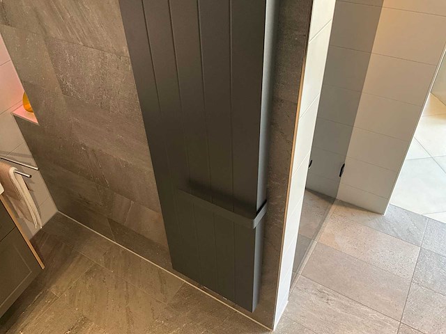 Vasco - comfort collection - designradiator 50 x 180 cm - afbeelding 7 van  7