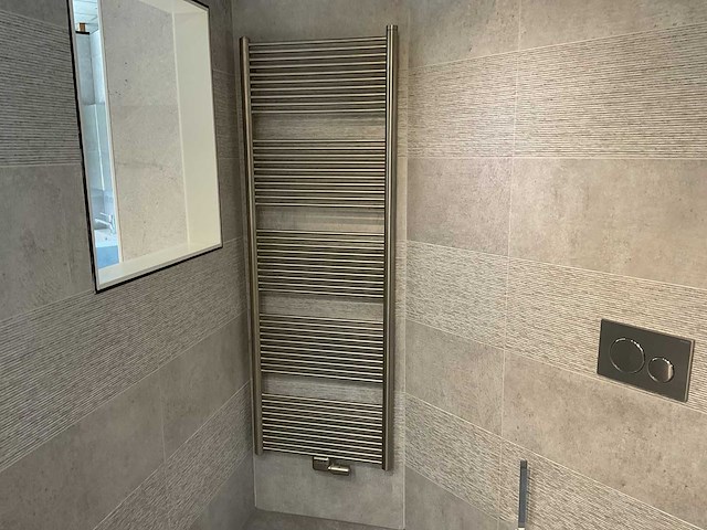 Vasco - designradiator 170 x 60 cm - afbeelding 1 van  5