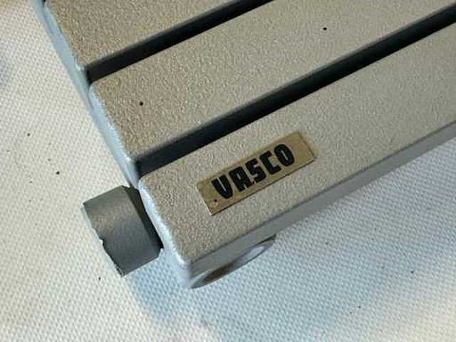 Vasco - designradiator (1790x540 mm) - afbeelding 3 van  4