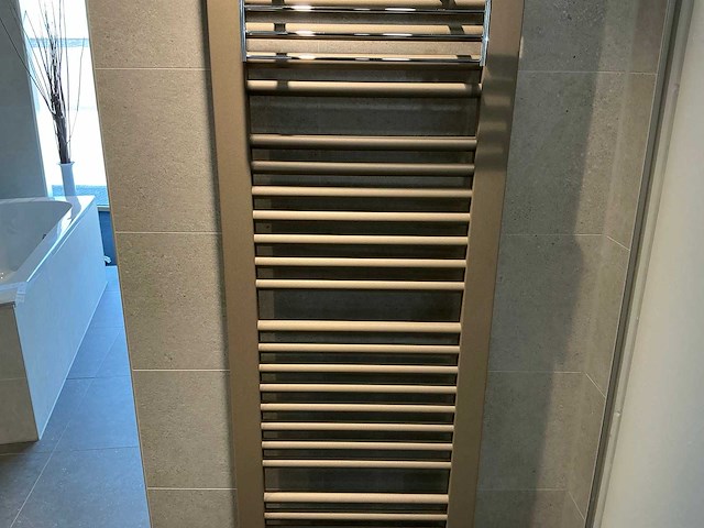 Vasco - designradiator 180 x 50 cm - afbeelding 5 van  8
