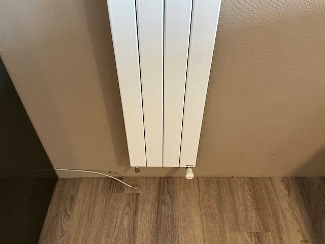 Vasco - designradiator 30 x 120 cm - afbeelding 5 van  6