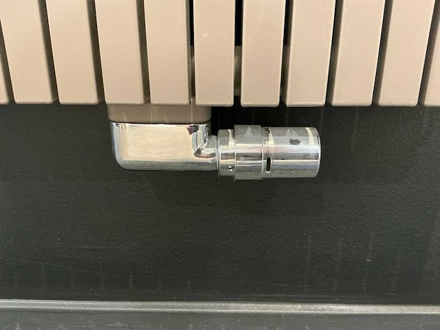 Vasco - designradiator 54 x 180 cm - afbeelding 5 van  9