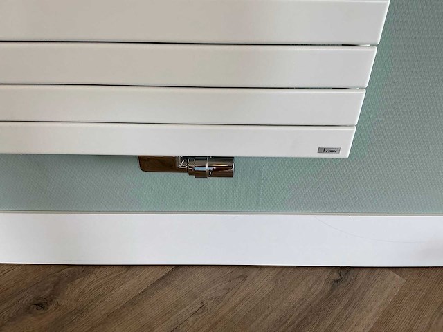 Vasco - designradiator 60 x 184 cm - afbeelding 7 van  8