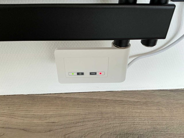 Vasco - designradiator 60 x 190 cm - afbeelding 3 van  3