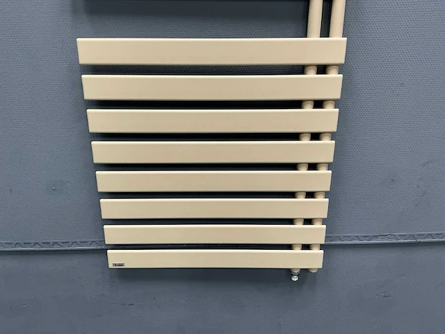 Vasco - galv - designradiator 143,6 cm - afbeelding 6 van  9