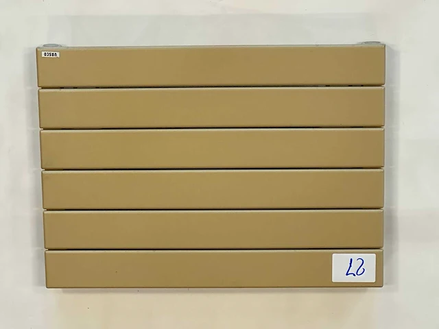 Vasco - horizontaal - designradiator (430x600 mm) - afbeelding 1 van  1