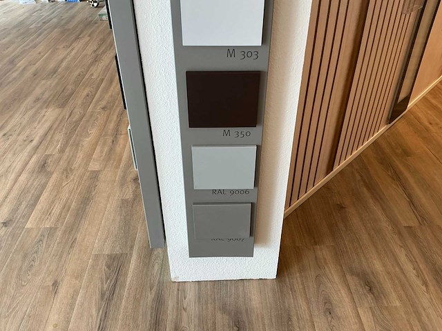 Vasco - m/ral/n - display designradiatoren - afbeelding 4 van  13