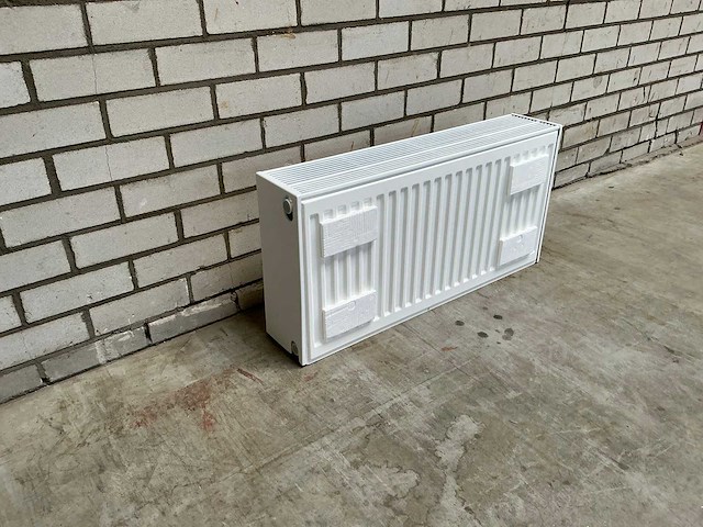 Vasco - radiator - 82 x 40,5 cm - afbeelding 2 van  3