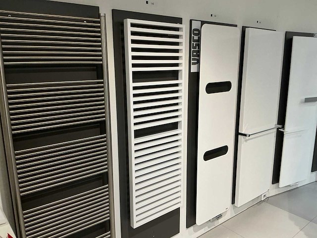 Vasco arche bath designradiator - afbeelding 2 van  4