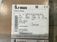 Vasco arche vv radiator 200x67cm 1600watt ral 9016 - afbeelding 2 van  3