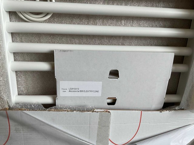 Vasco bathline designradiator elektrisch 127x50 cm - afbeelding 5 van  5