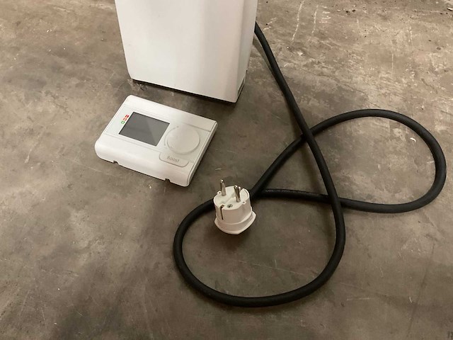 Vasco beams mono-el 0150x1800 elektrische designradiator - afbeelding 2 van  7