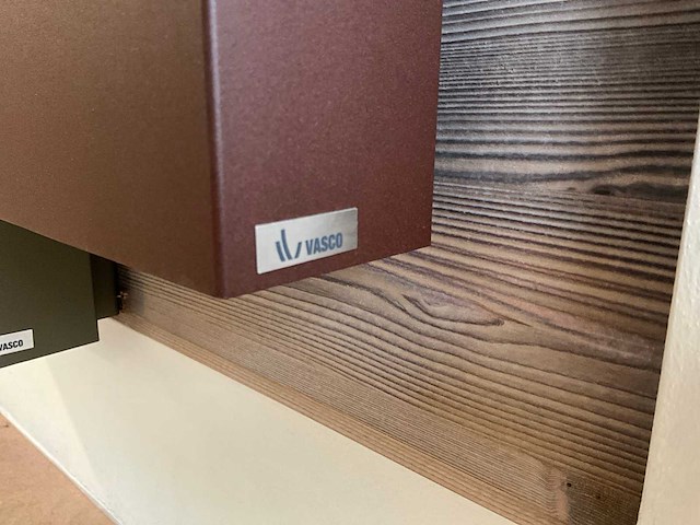 Vasco beams mono verticale designradiator - afbeelding 3 van  4