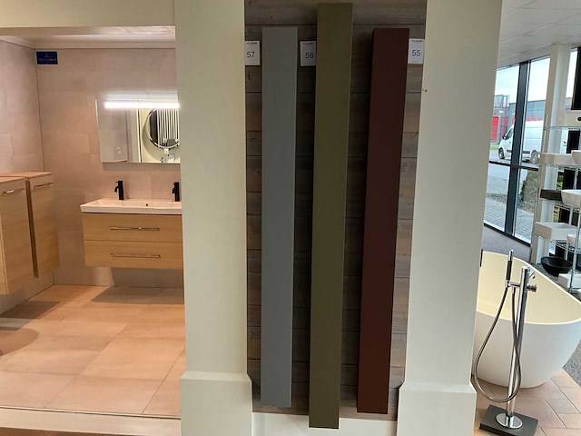 Vasco beams mono verticale designradiator - afbeelding 1 van  4