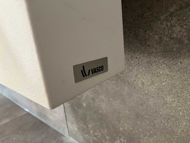 Vasco beams verticale designradiator - afbeelding 5 van  6