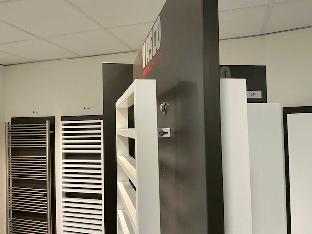 Vasco comfort bathline ba designradiator - afbeelding 2 van  4