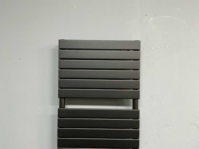 Vasco designradiator 180,5x50 cm - afbeelding 12 van  13