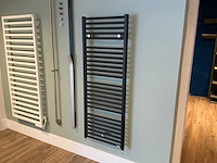 Vasco designradiator 50 x 136 cm - afbeelding 1 van  9