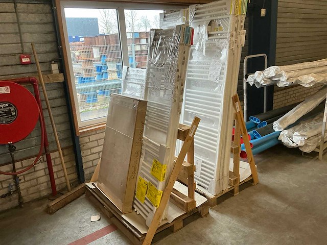 Vasco designradiator (6x) - afbeelding 1 van  14