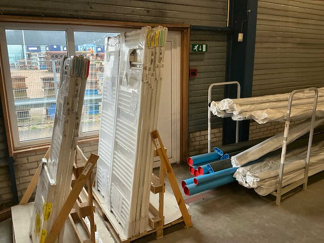 Vasco designradiator (8x) - afbeelding 1 van  9