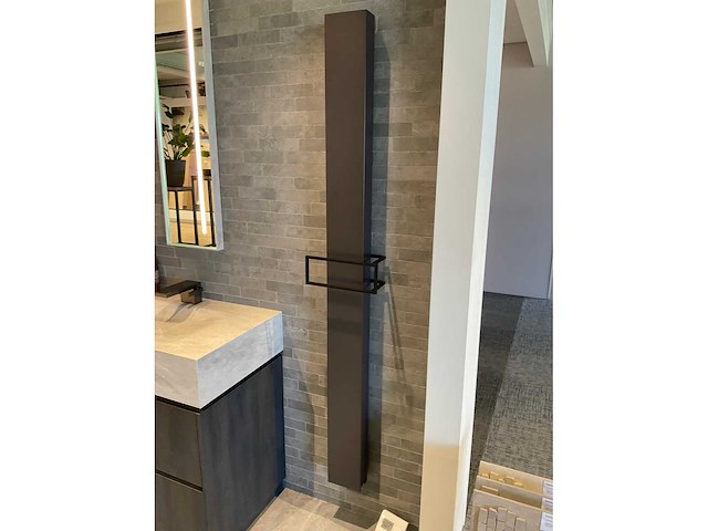 Vasco designradiator elektrisch - afbeelding 2 van  4