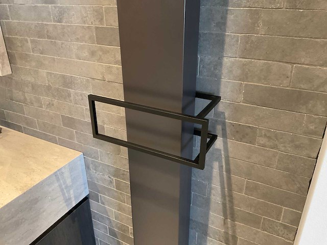 Vasco designradiator elektrisch - afbeelding 3 van  4