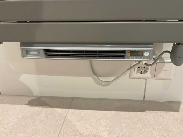 Vasco designradiator elektrisch - afbeelding 3 van  4